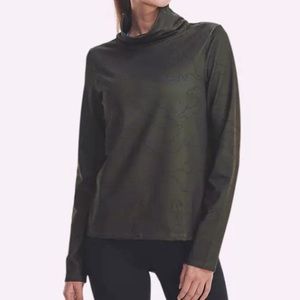 NWT Under Armour Avy Top